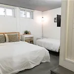 Queen House Hongdae