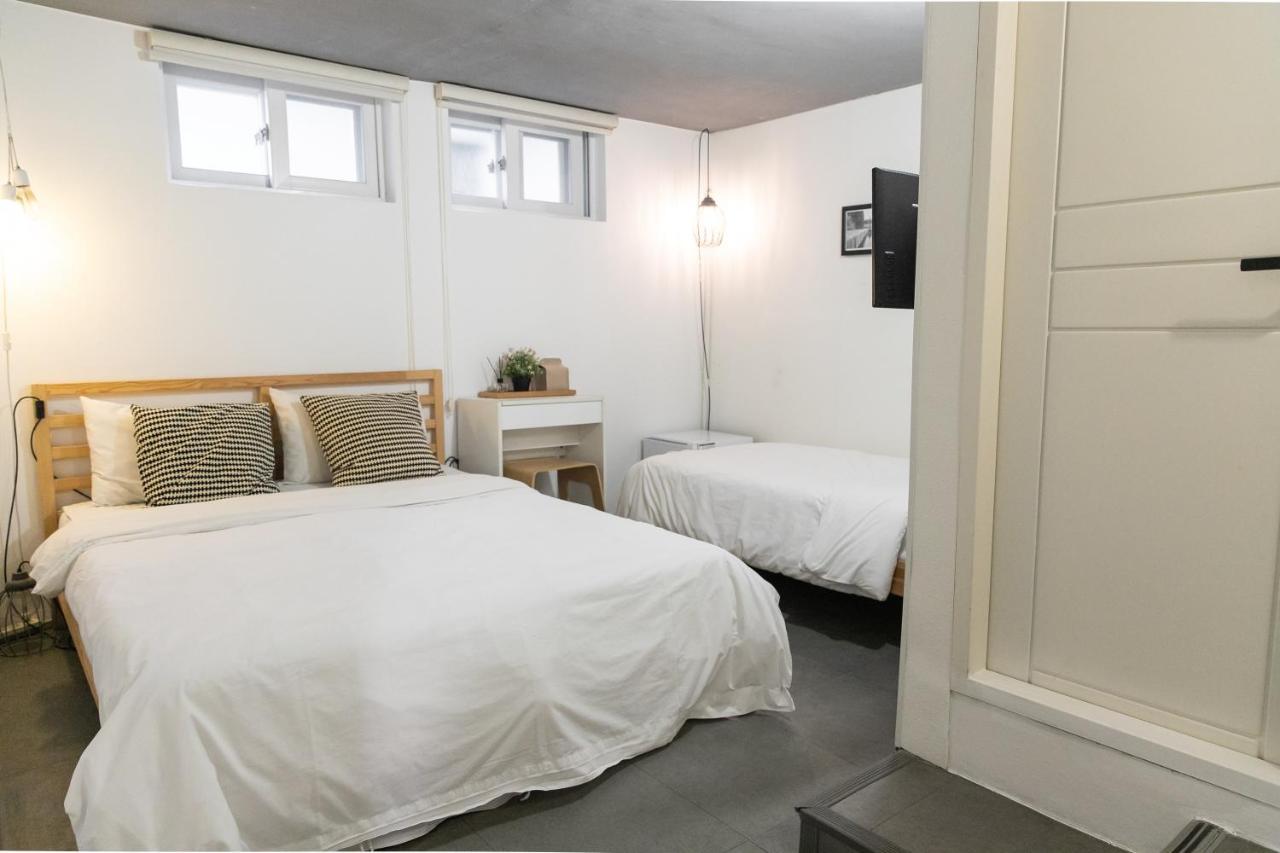 Queen House Hongdae Seul